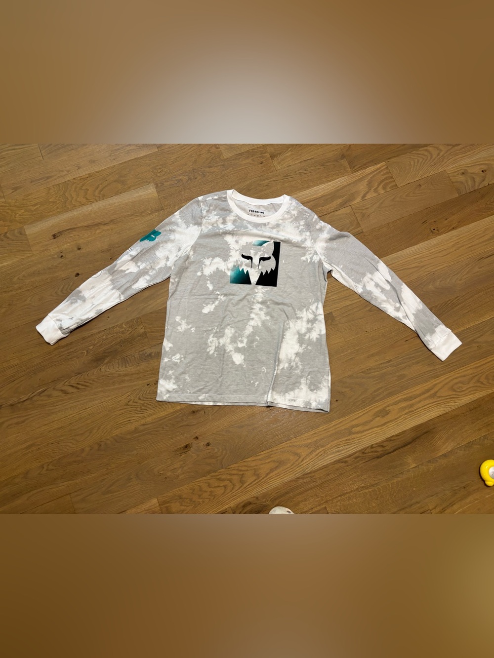 Fox Long-Sleeve Tie-Dye Tee - Gray/White with Teal Accent size large womens NWOT